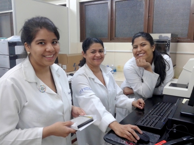 Team:UFAM Brazil/OurJourney/Galery/LabPhotos - 2014.igem.org